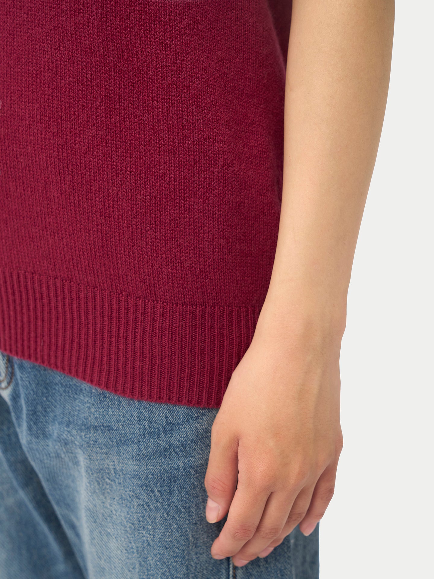 Women's Relaxed V-Neck Cashmere Vest