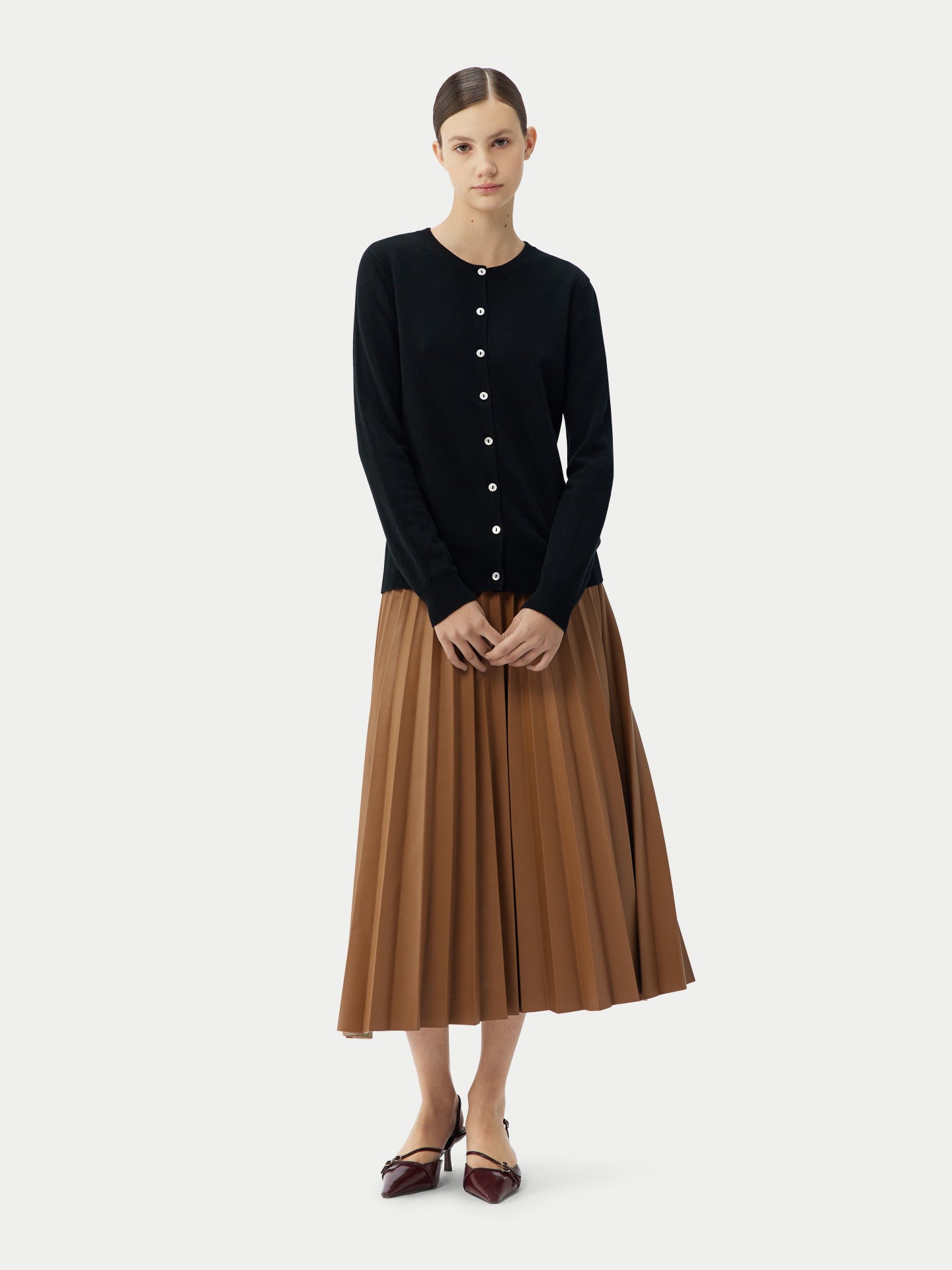 Essential Cashmere Crewneck Cardigan