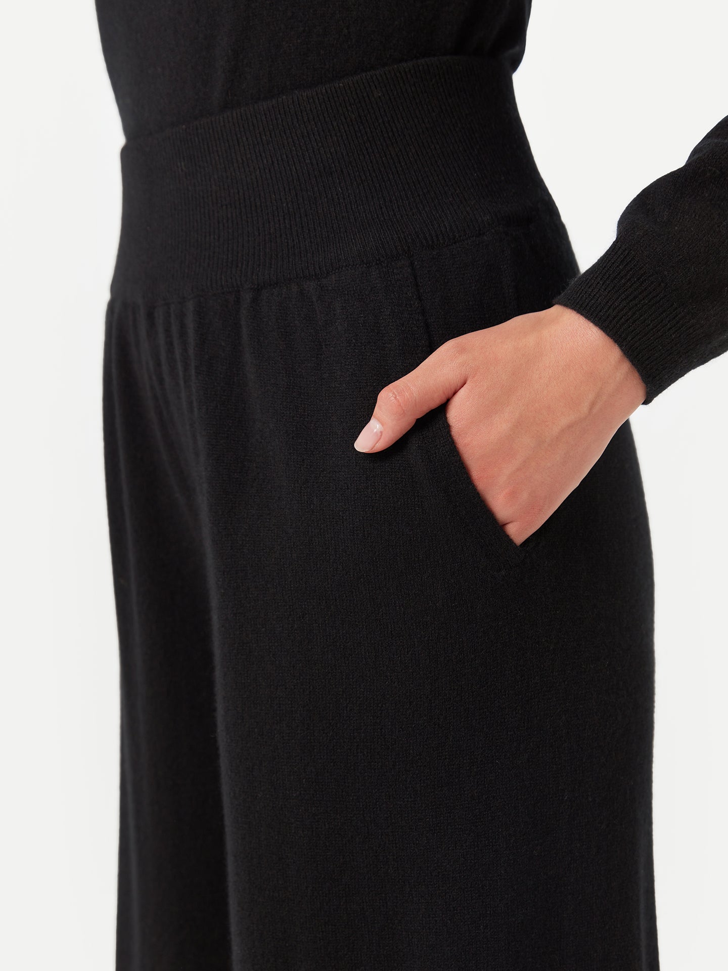 Wide-Leg Cashmere Pants