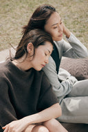 Early Spring 2026 Style Guide: Lightweight Cashmere Layers for Transitional Weather