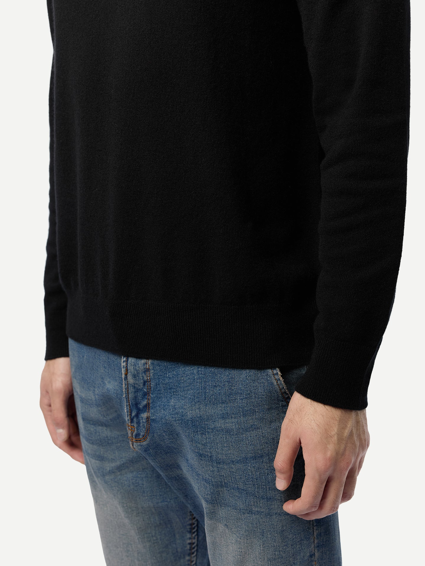 Timeless Turtleneck Cashmere Sweater