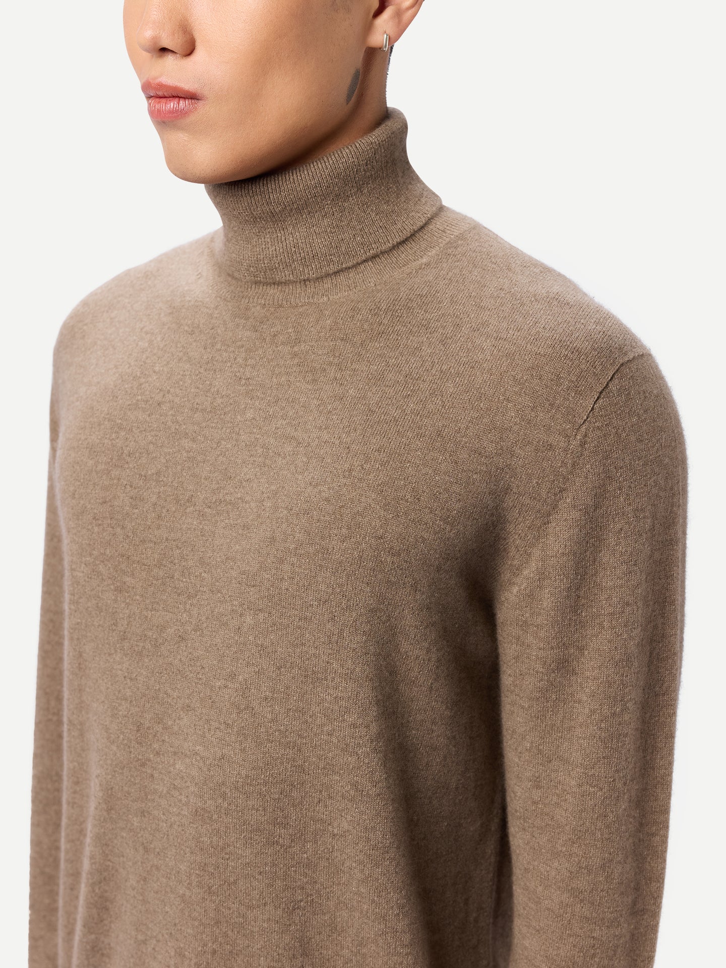 Timeless Turtleneck Cashmere Sweater