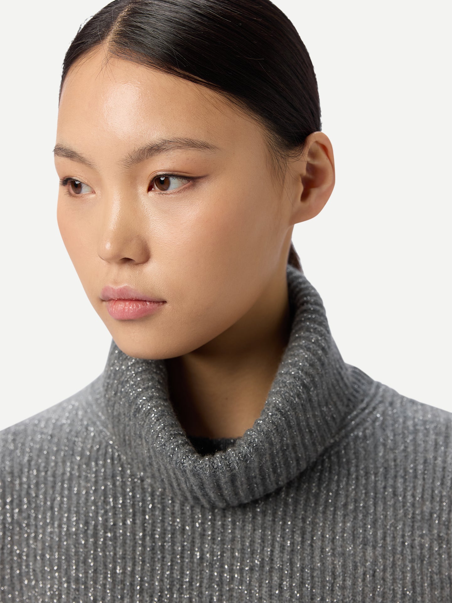 Cashmere Sweater with Detachable Collar