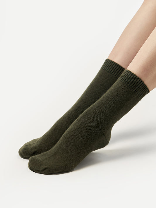Women's Cashmere Basic Socks Capulet Olive - Gobi Cashmere