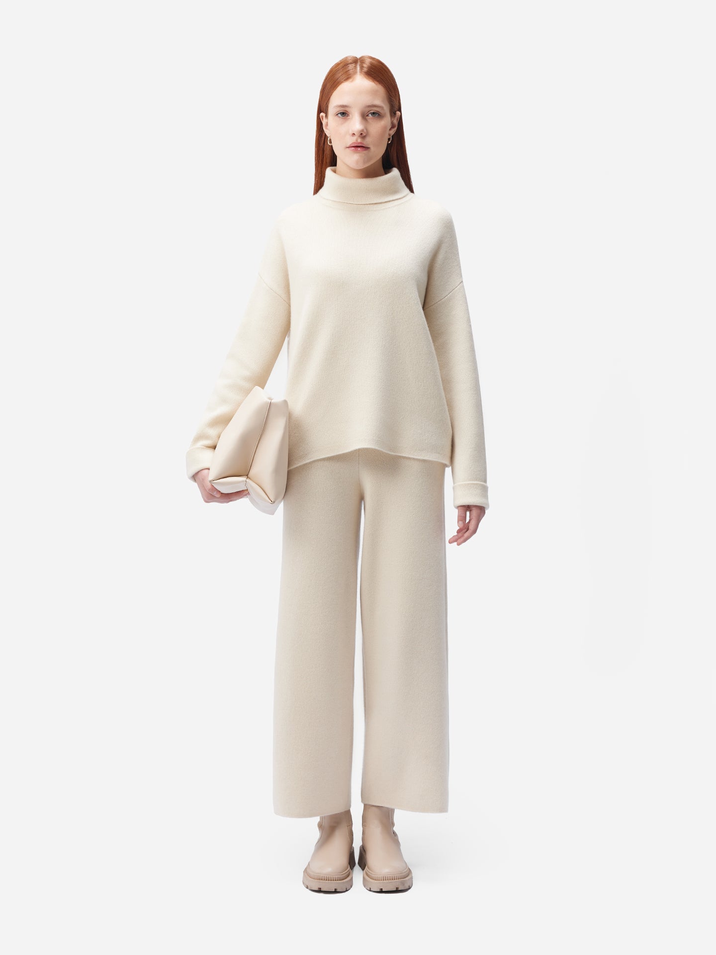 Women's Cashmere Roll-Neck Sweater Off White - Gobi Cashmere