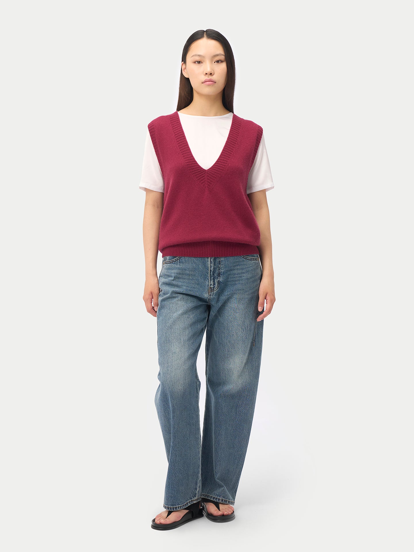 Women's Relaxed V-Neck Cashmere Vest