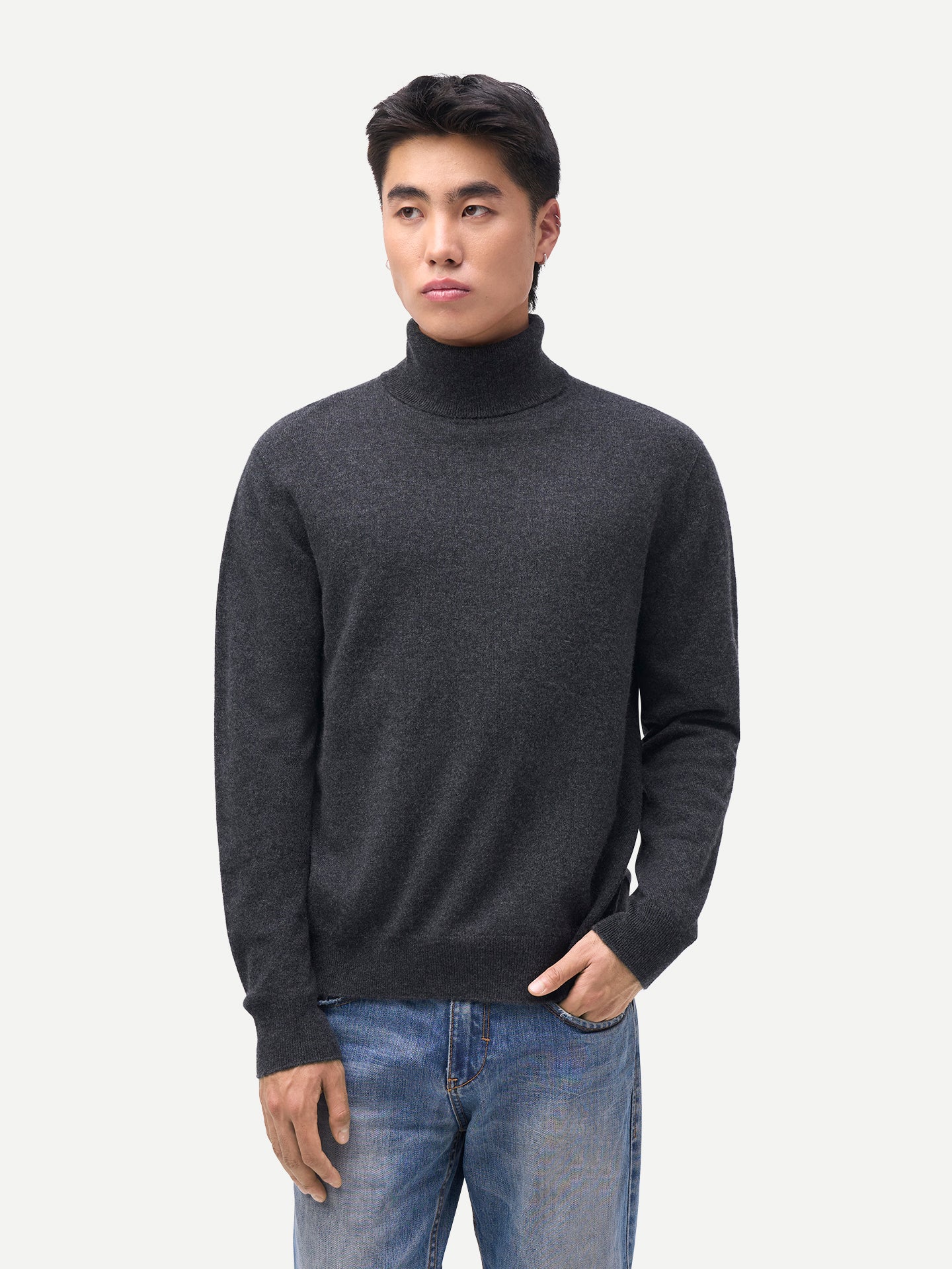 Timeless Turtleneck Cashmere Sweater
