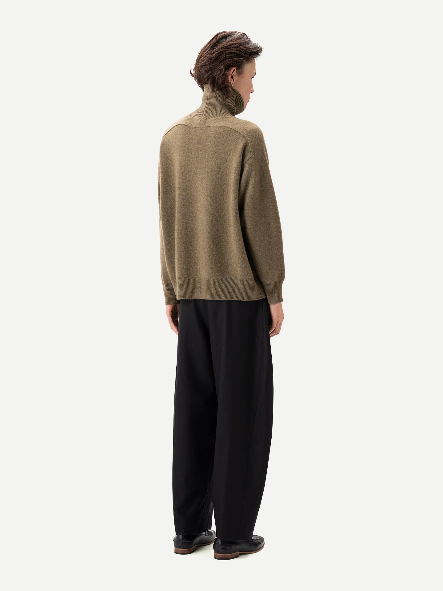 Unisex High-Neck Cashmere Sweater