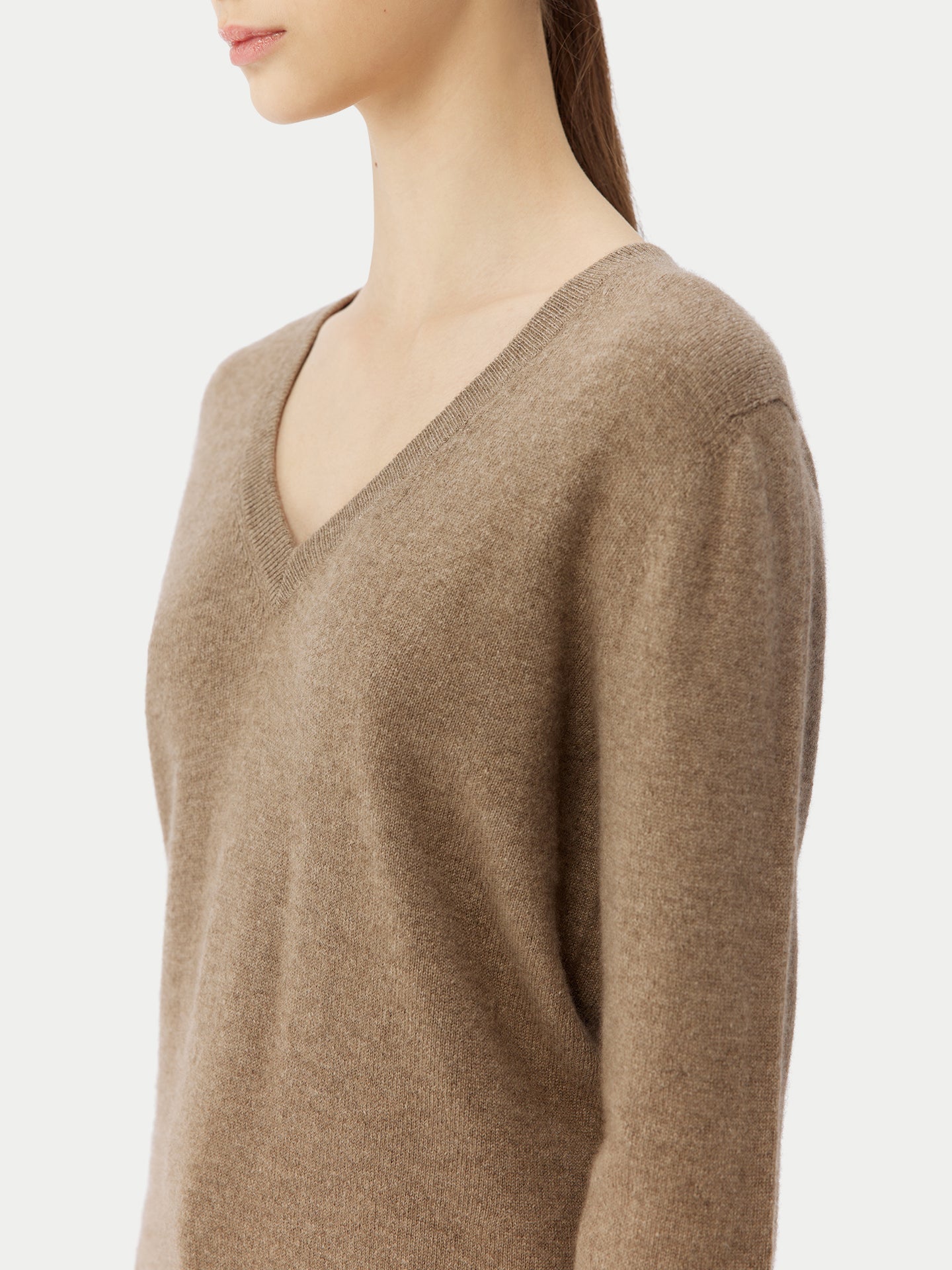 Organic Color Cashmere Essential V-Neck Sweater