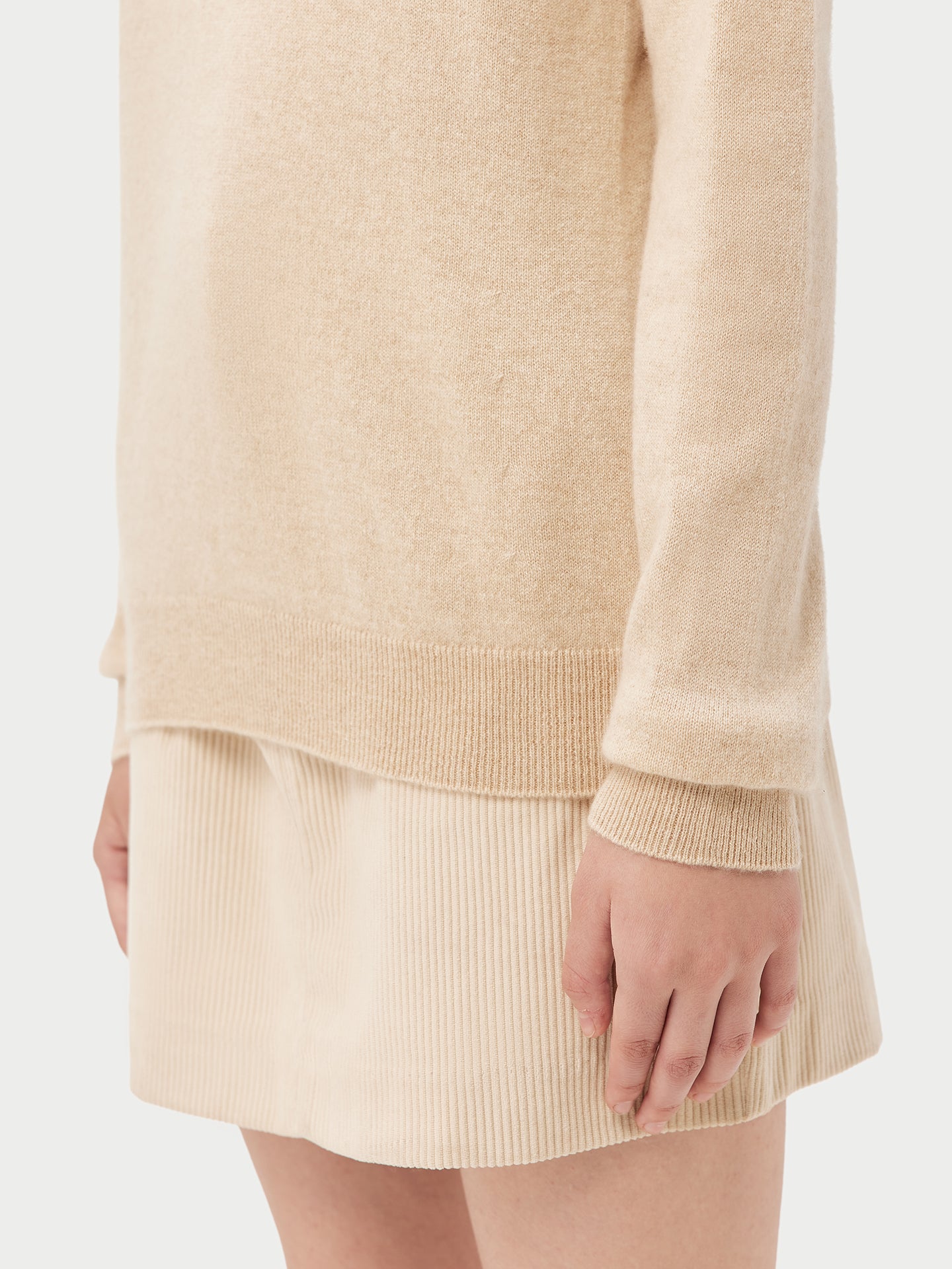 Women's Cashmere Basic Crew Neck Beige - Gobi Cashmere