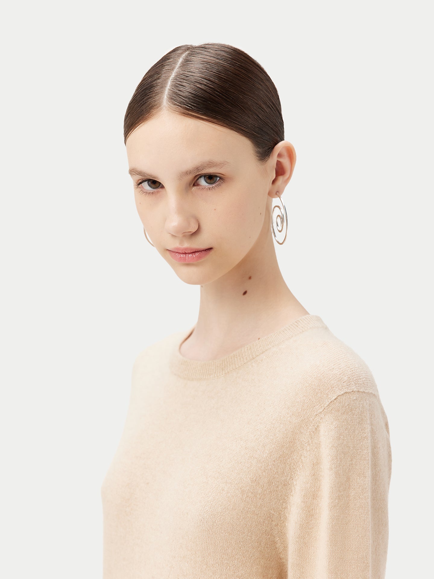 Women's Cashmere Basic Crew Neck Beige - Gobi Cashmere