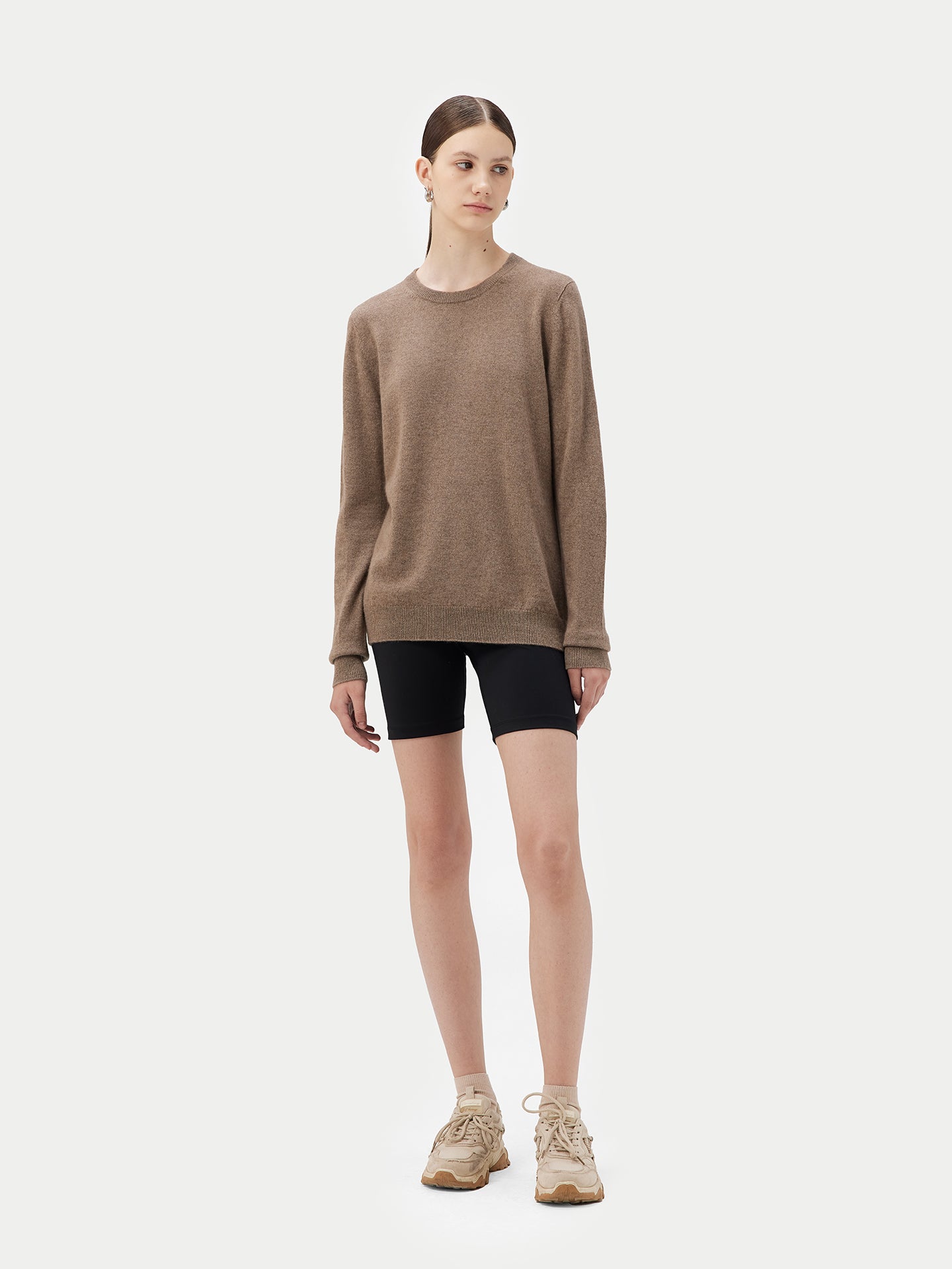 Women's Cashmere Basic Crew Neck Sweater Taupe - Gobi Cashmere