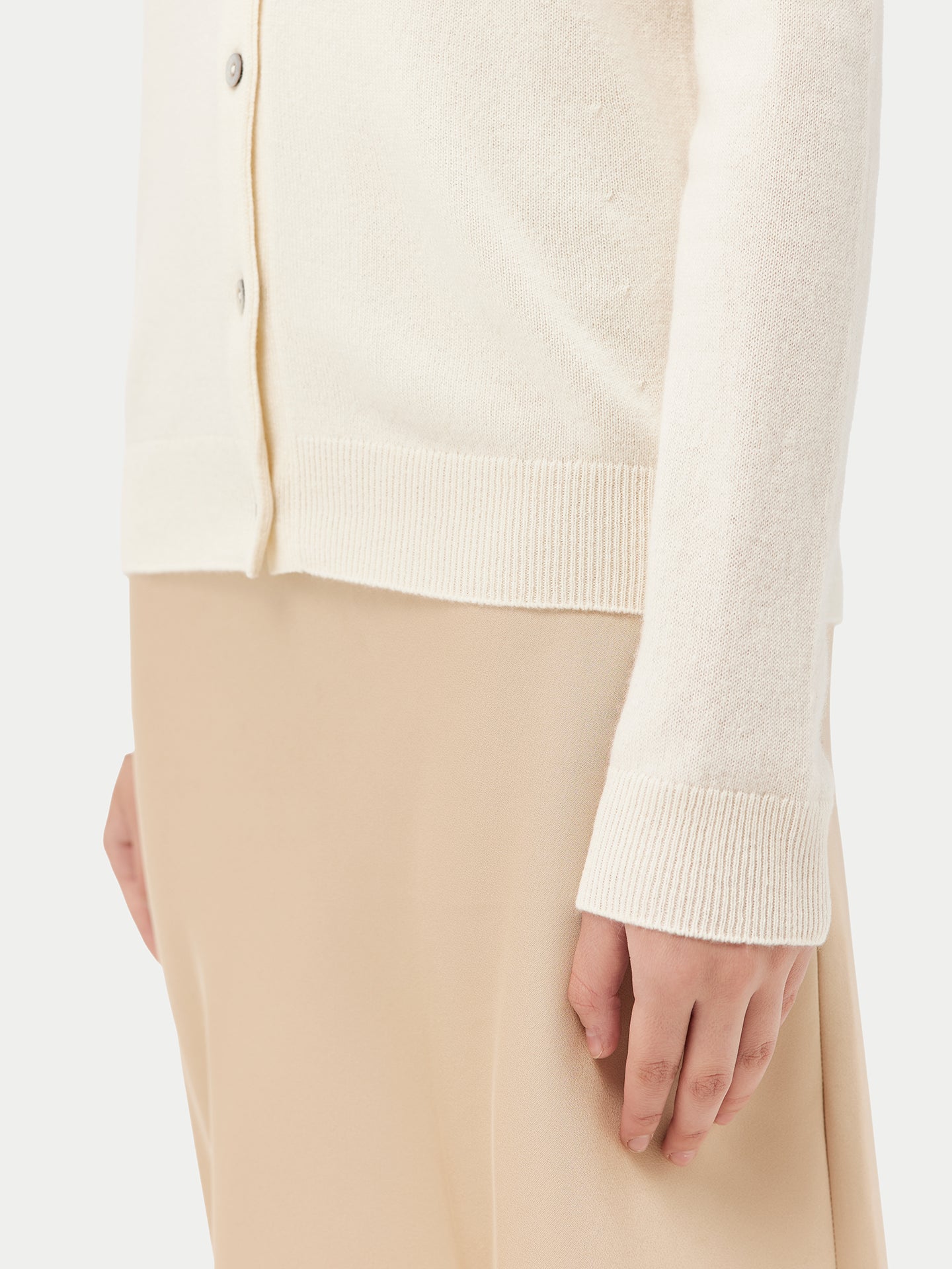 Women's Cashmere Crew Neck Cardigan Marshmallow - Gobi Cashmere