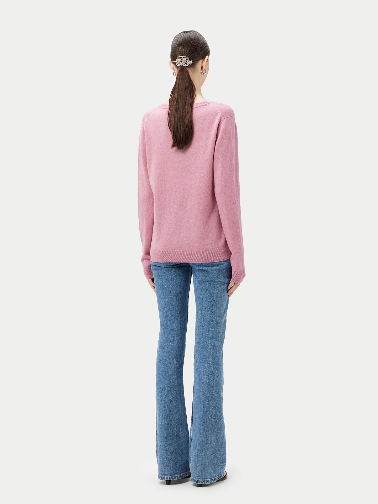 Essential Cashmere V-Neck Sweater