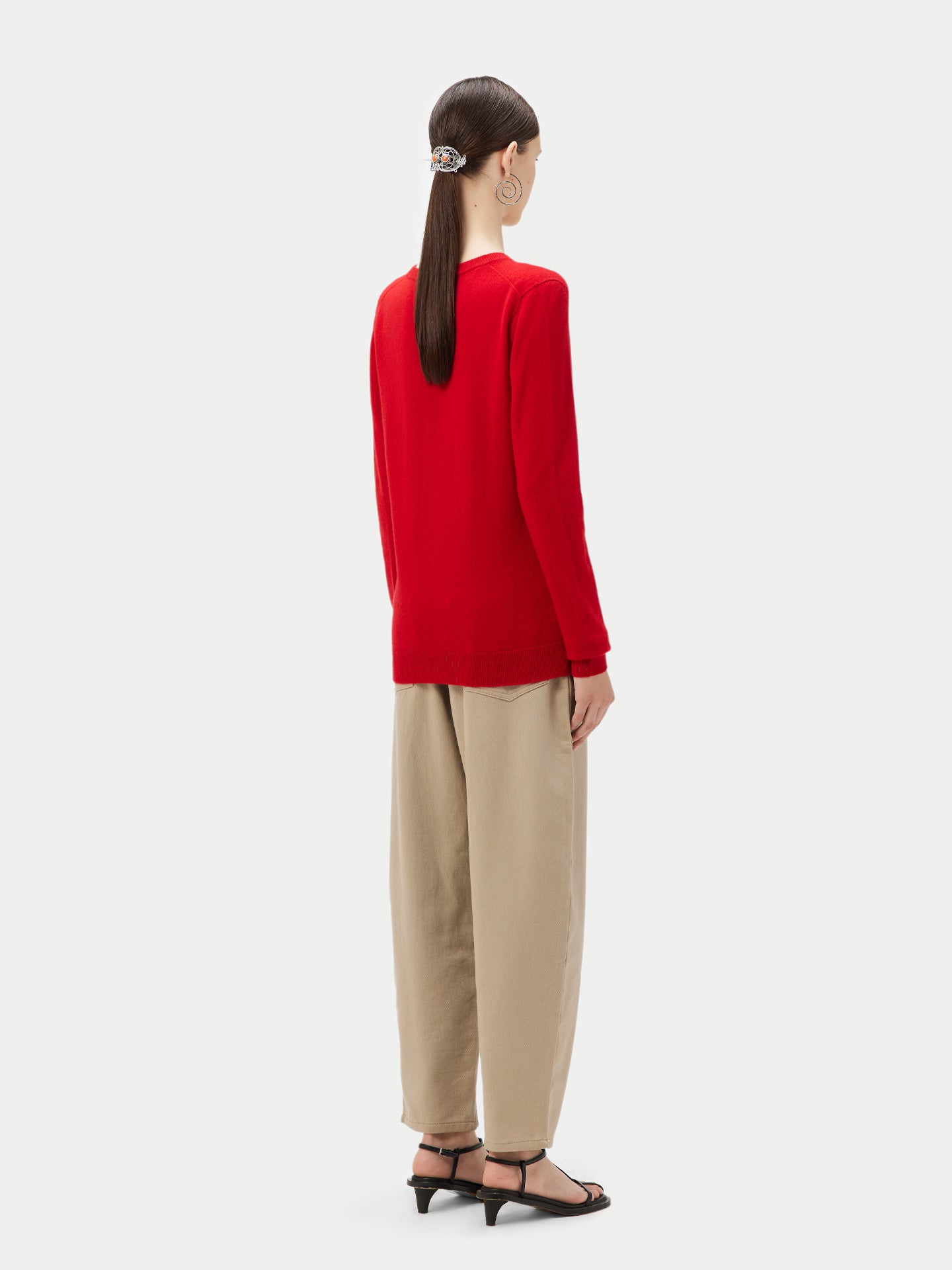 Essential Cashmere V-Neck Sweater