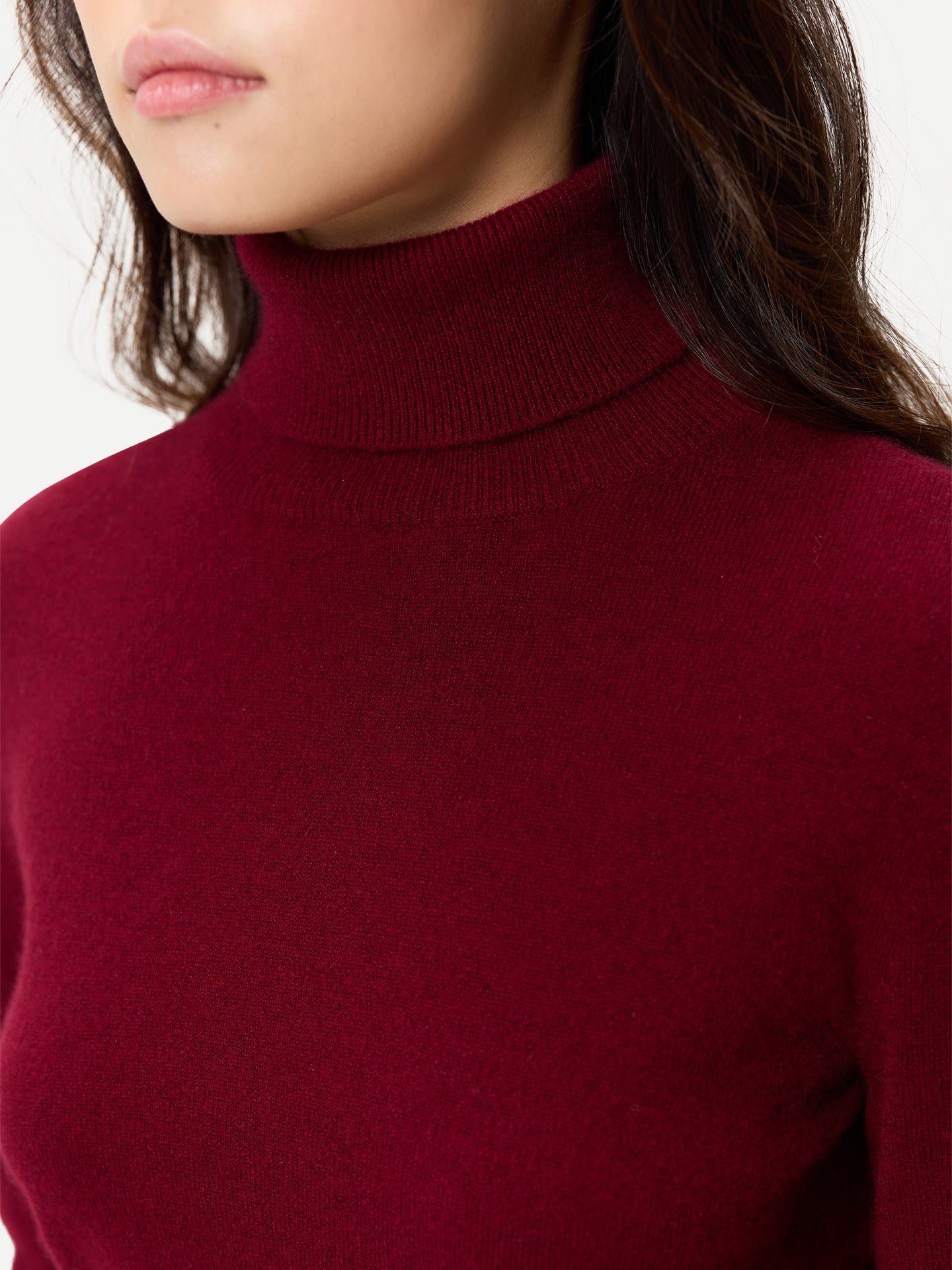 Timeless Cashmere Turtleneck Sweater Bordeaux - Gobi Cashmere