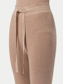 close up of a brown rib cashmere pants with rope #color_timber-wolf