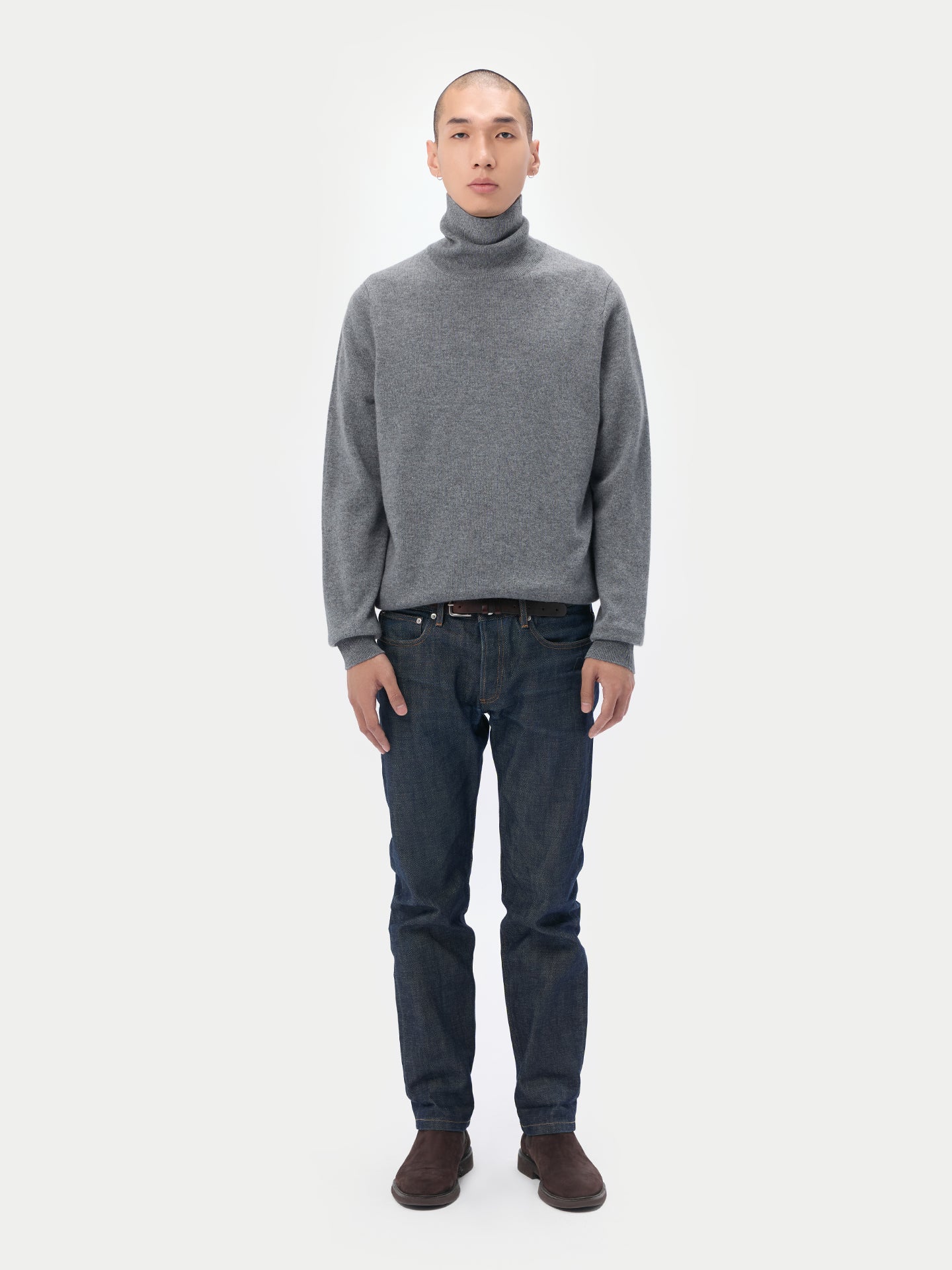 Essential Cashmere Turtle Neck Sweater