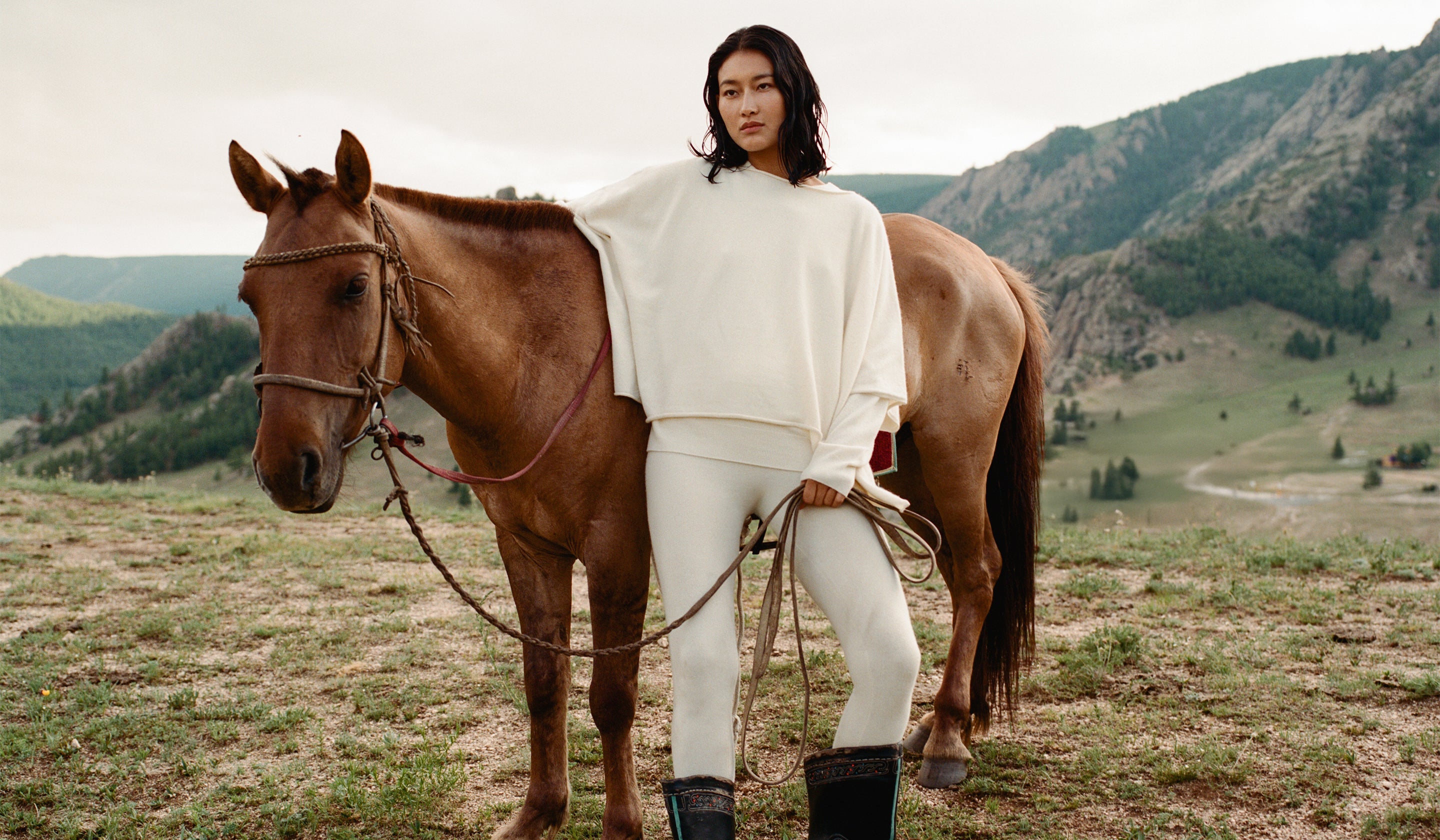 Luxury Cashmere Clothing & Accessories | GOBI US