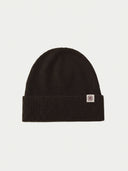 The Unisex Seamless Cashmere Logo-Patch Beanie in Olive Brown, flat lay front view