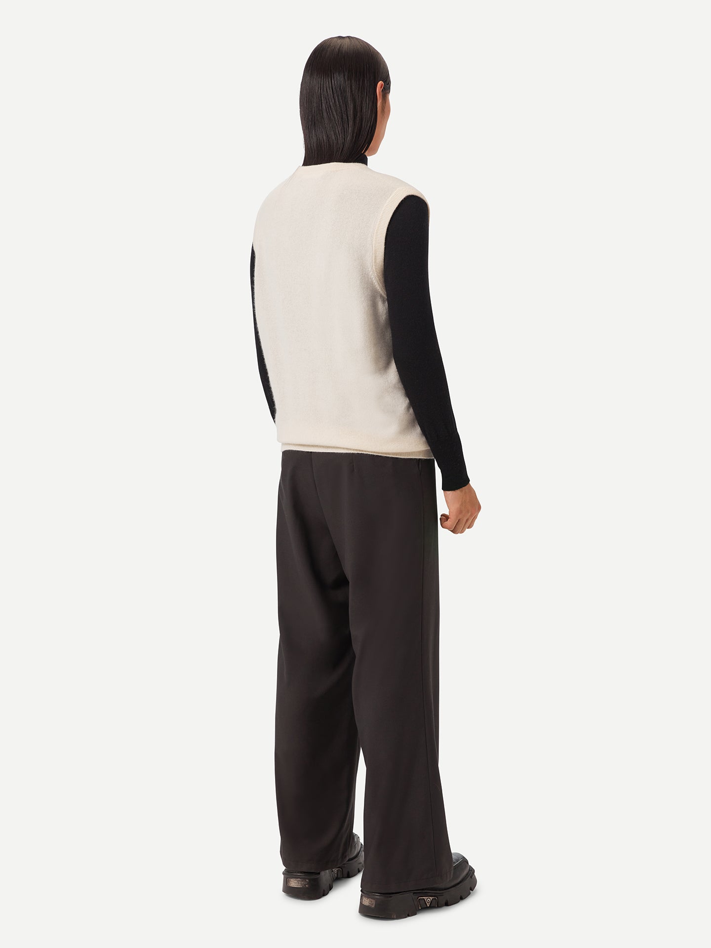 Men's Cashmere Vest Off White - Gobi Cashmere