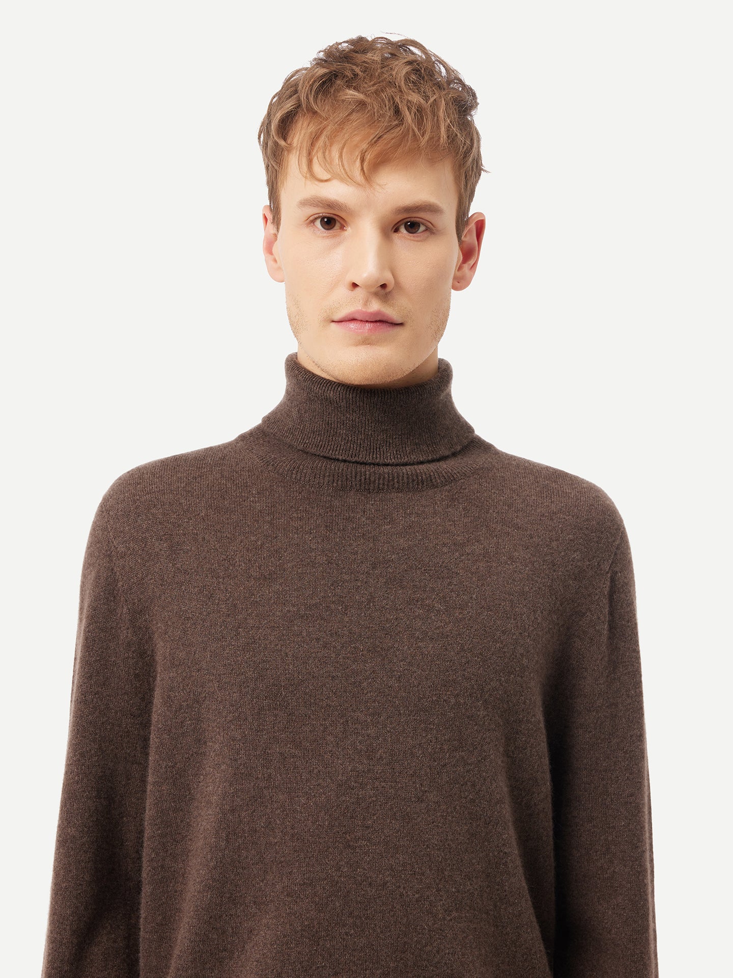 Essential Cashmere Turtle Neck Sweater