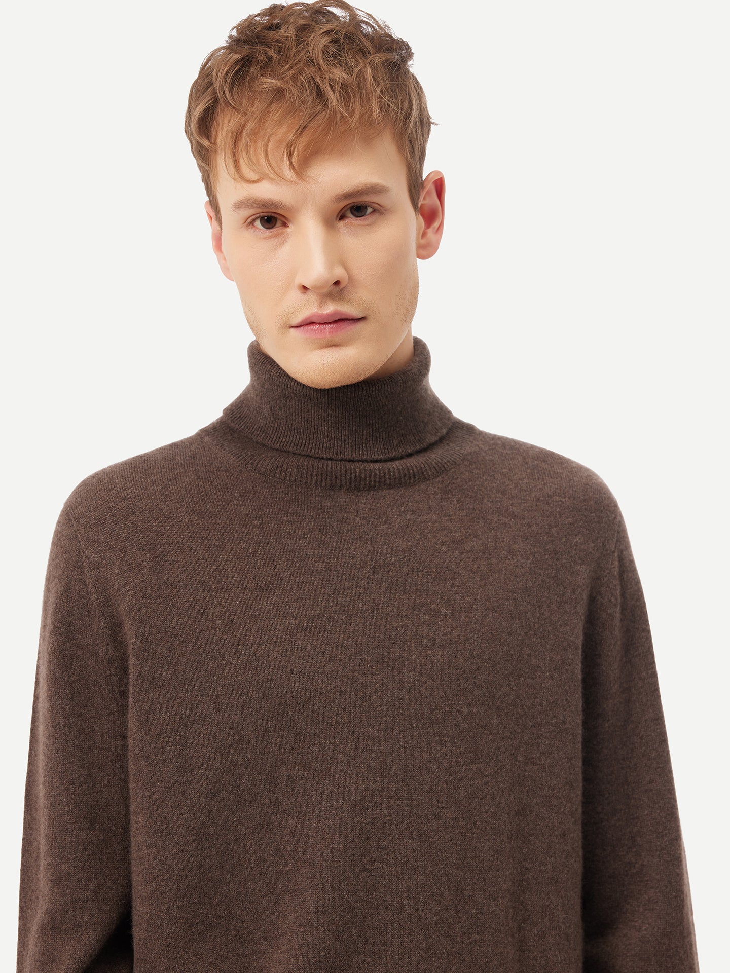 Essential Cashmere Turtle Neck Sweater