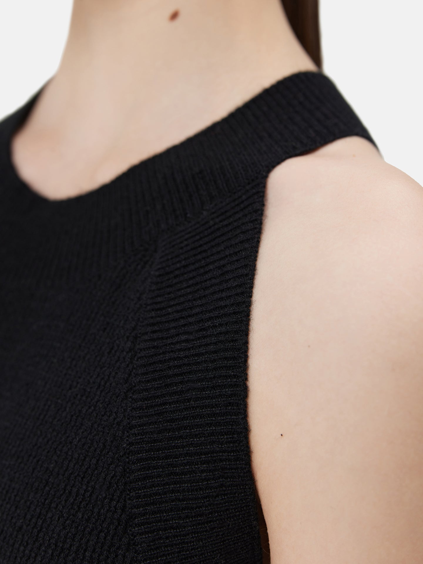 Women's Sleeveless Cashmere Top Black - Gobi Cashmere