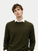 Essential Crewneck Cashmere Sweater Capulet Olive - Gobi Cashmere #color_capulet-olive