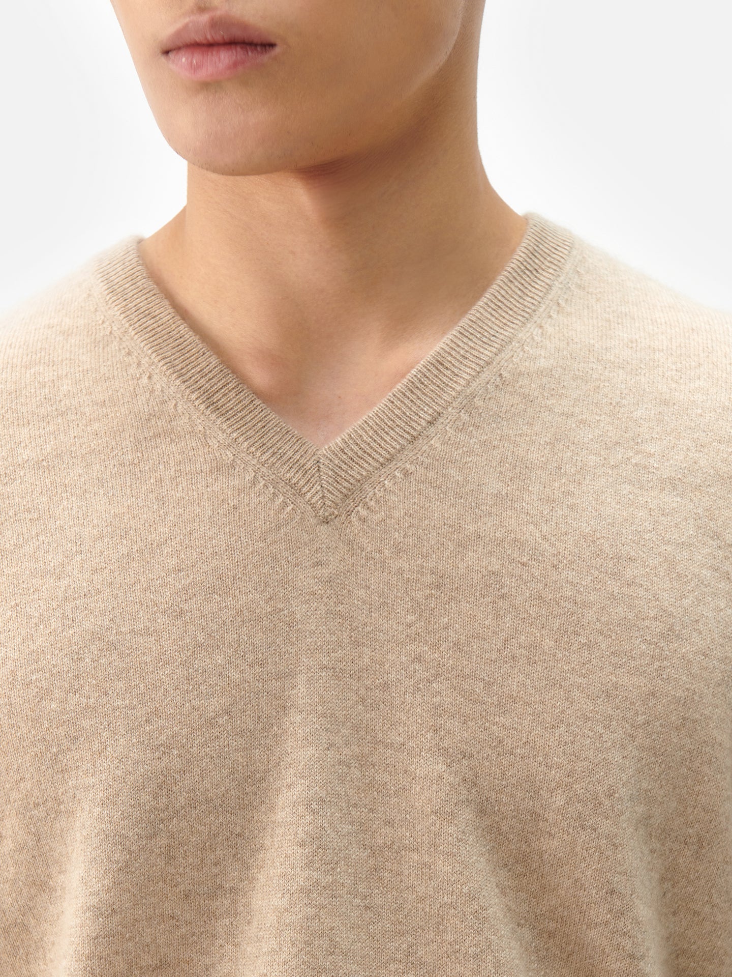 Men's Cashmere Basic V-Neck Sweater Warm Grey - Gobi Cashmere