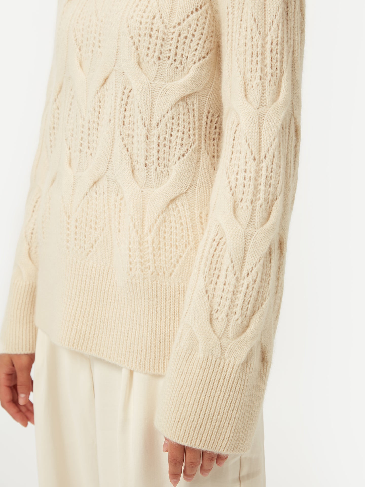 Women's Ajour-Knit Cashmere Crew-Neck Sweater White - Gobi Cashmere