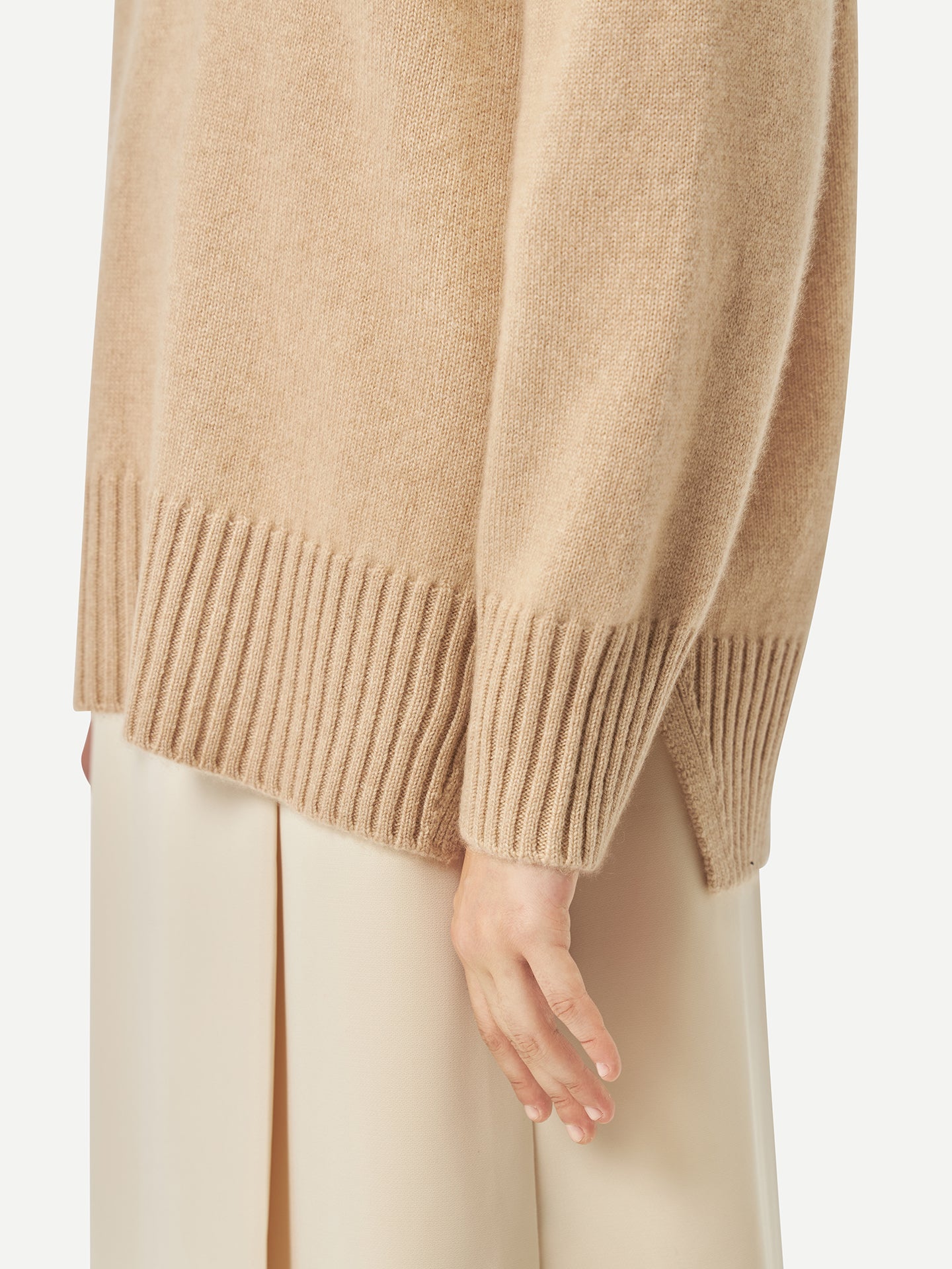 Loose-Fit Cashmere Sweater