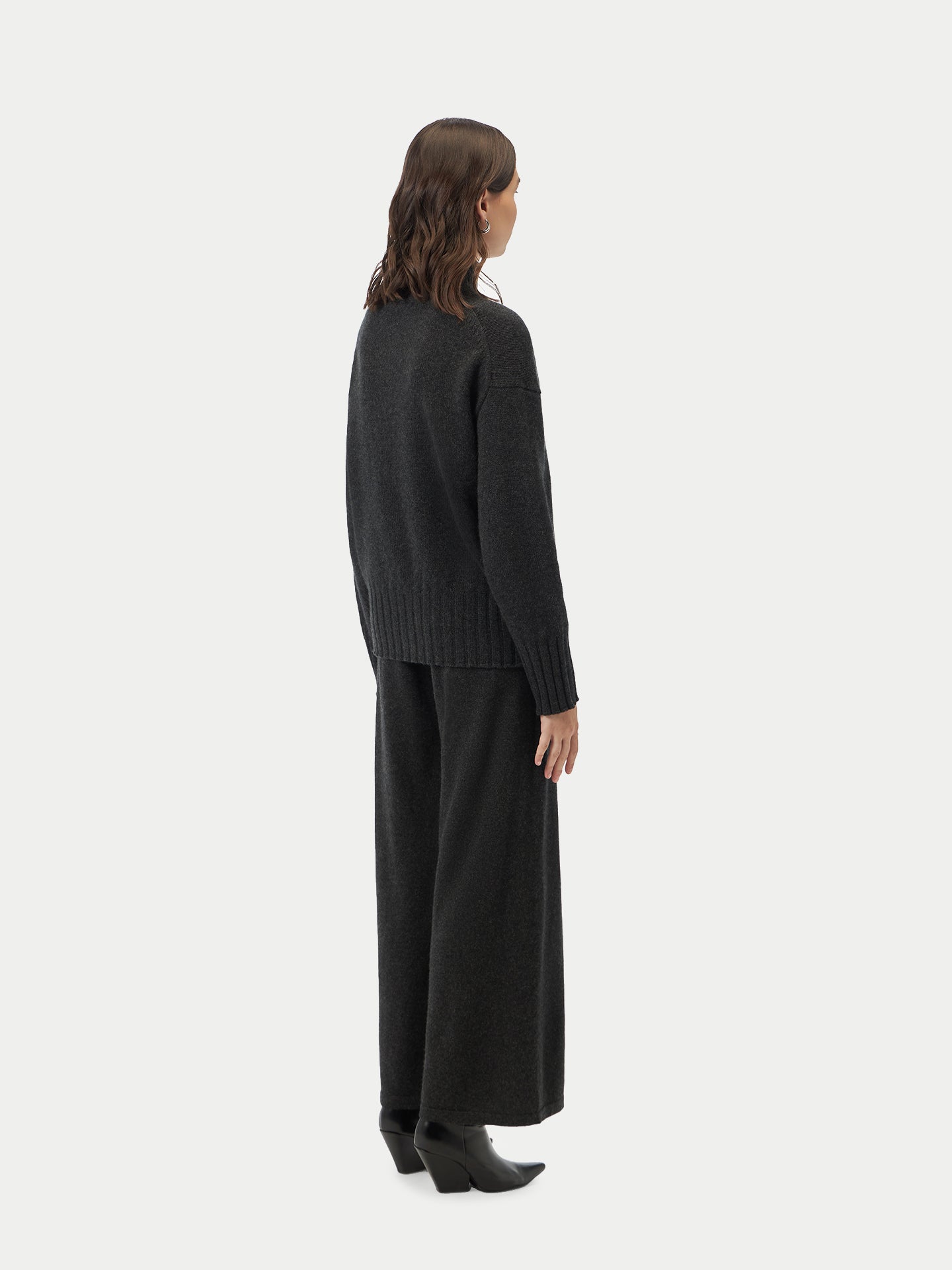 Relaxed-Fit Cashmere Turtleneck