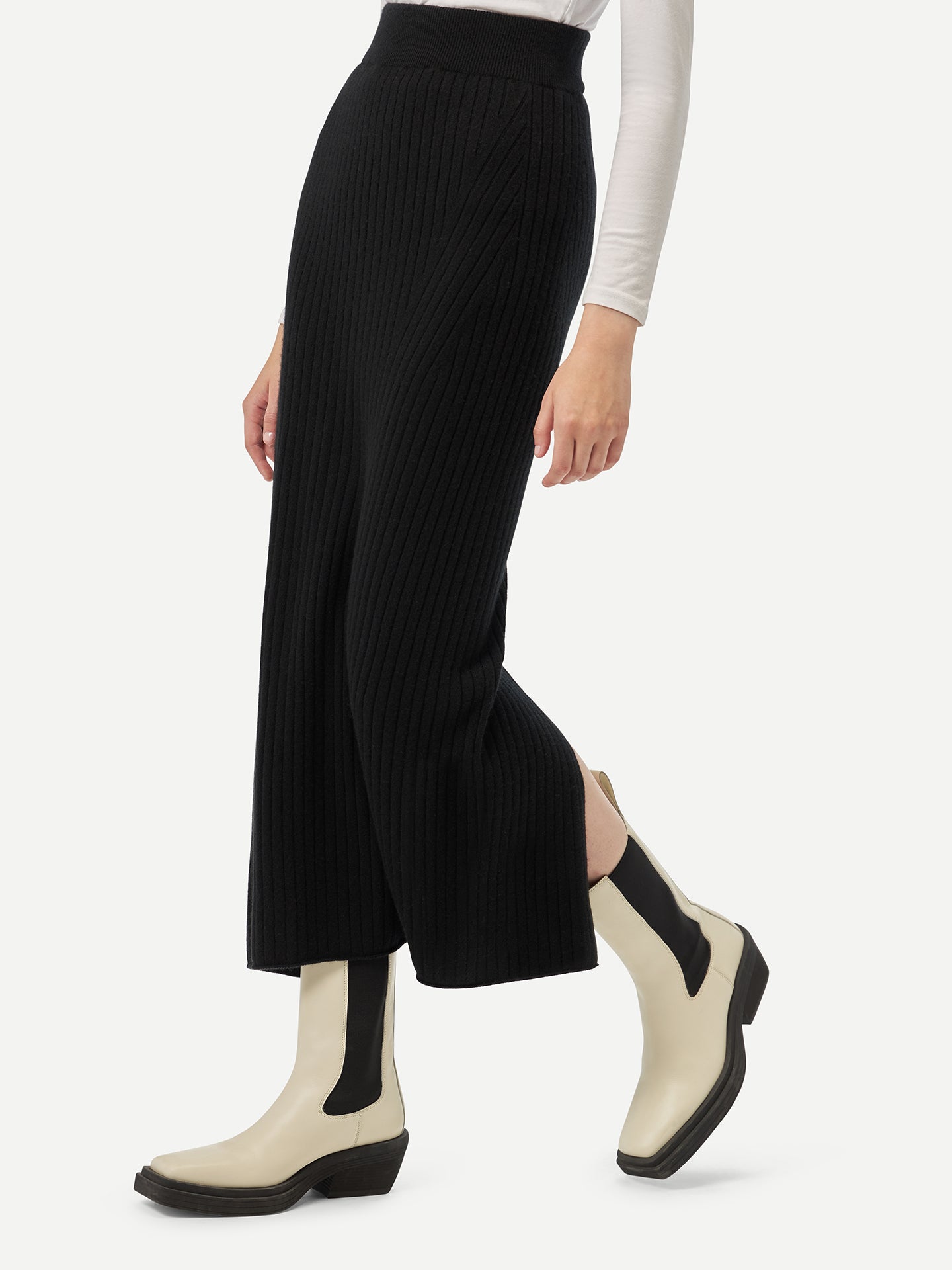 Women's Cashmere Midi Skirt Black - Gobi Cashmere