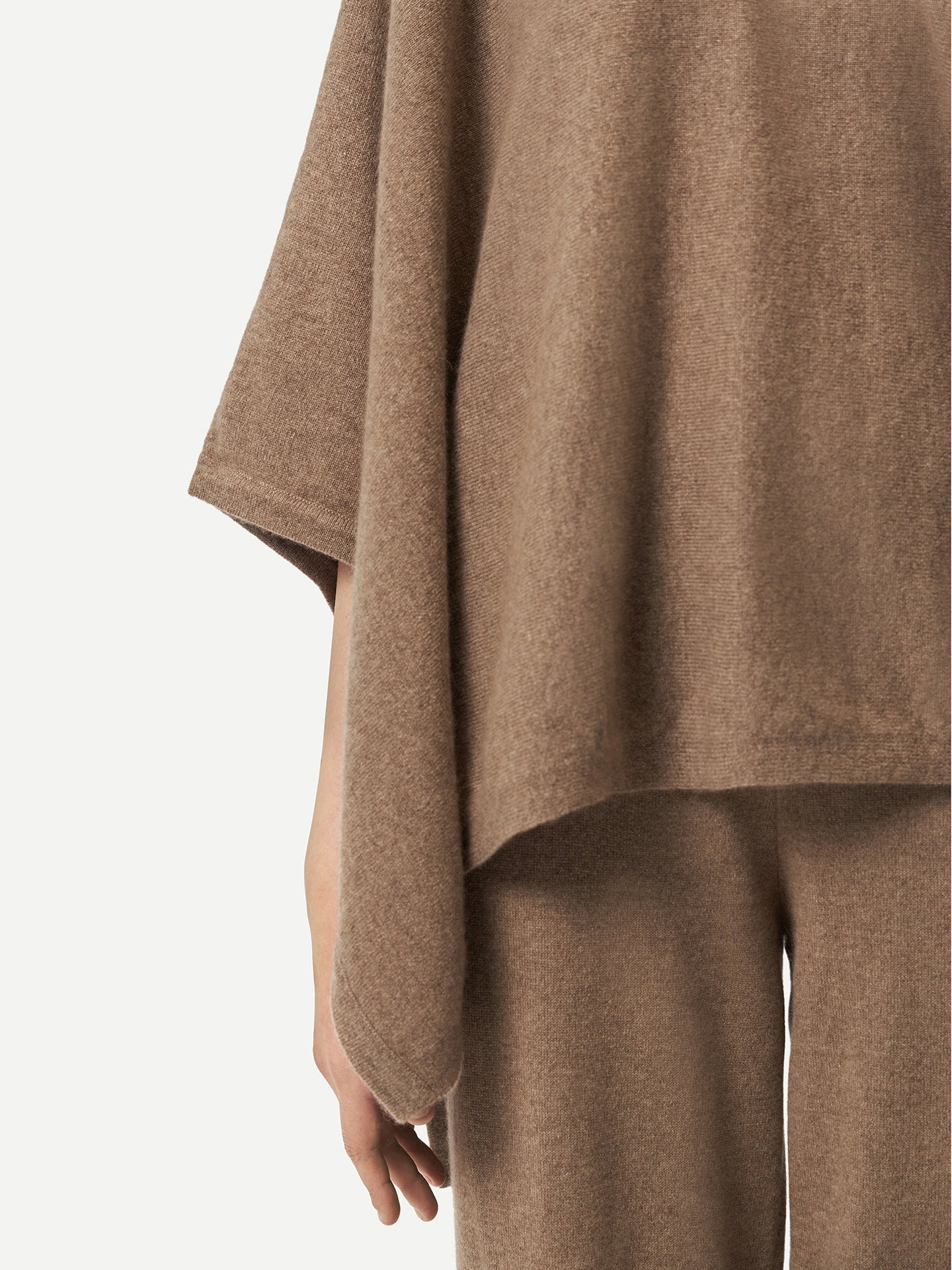 Women's Organic Colour Boat-Neck Cashmere Poncho Taupe - Gobi Cashmere