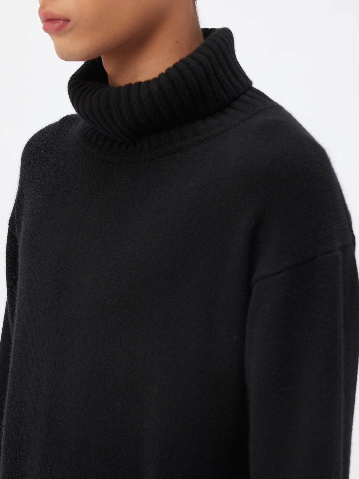 Men's Cashmere Turtleneck