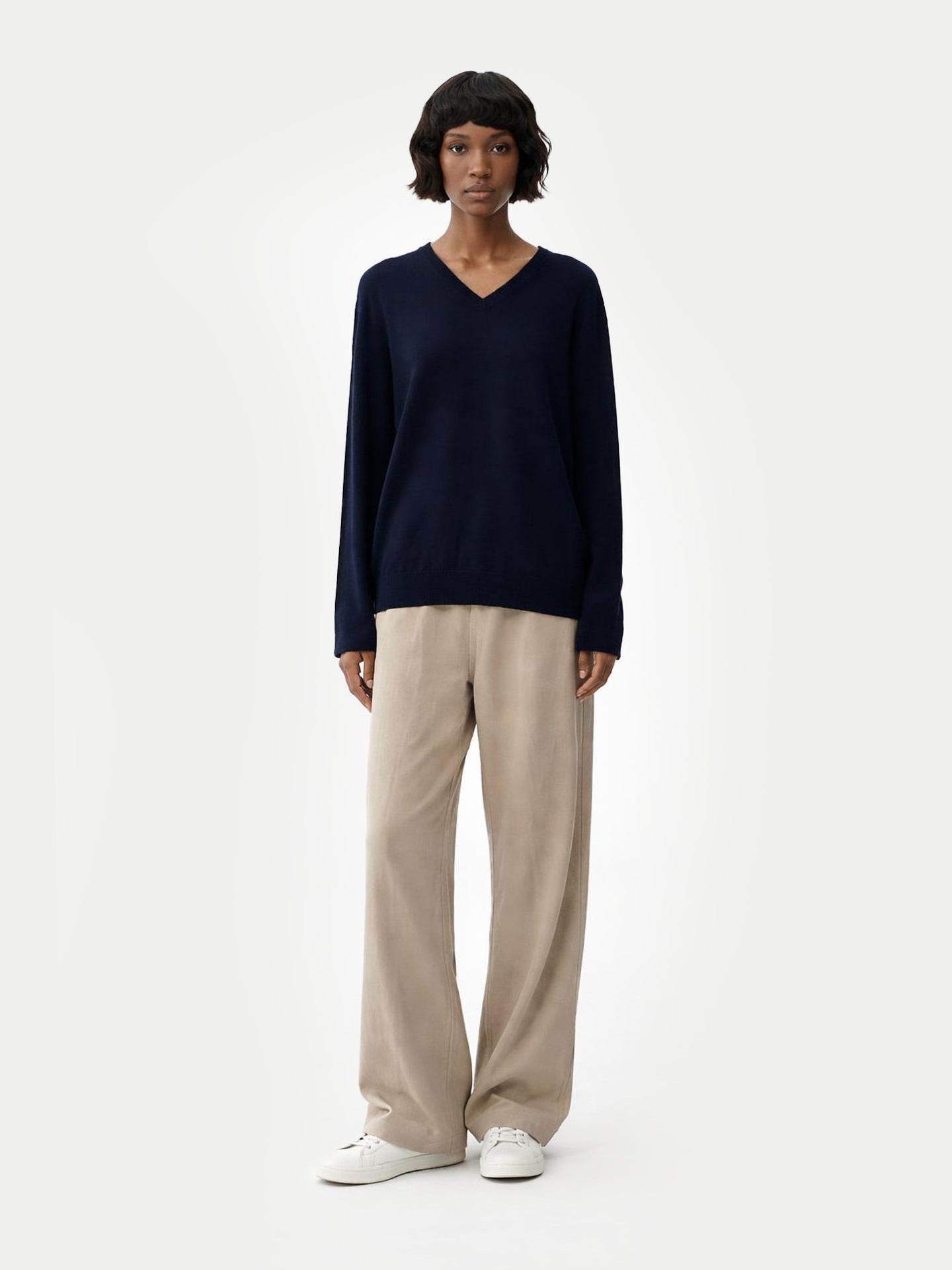Essential Cashmere V-Neck Sweater Navy - Gobi Cashmere