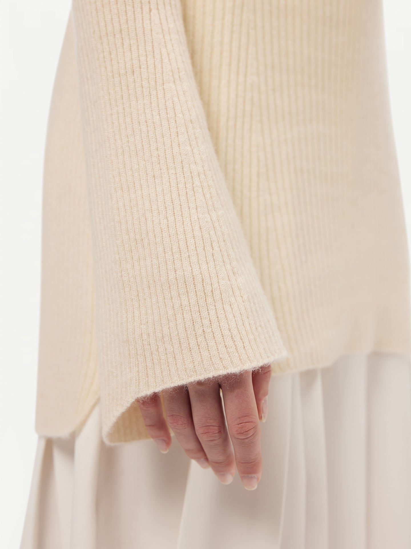 Women's Organic Colour Cashmere Bell-Sleeve Sweater Off White - Gobi Cashmere 