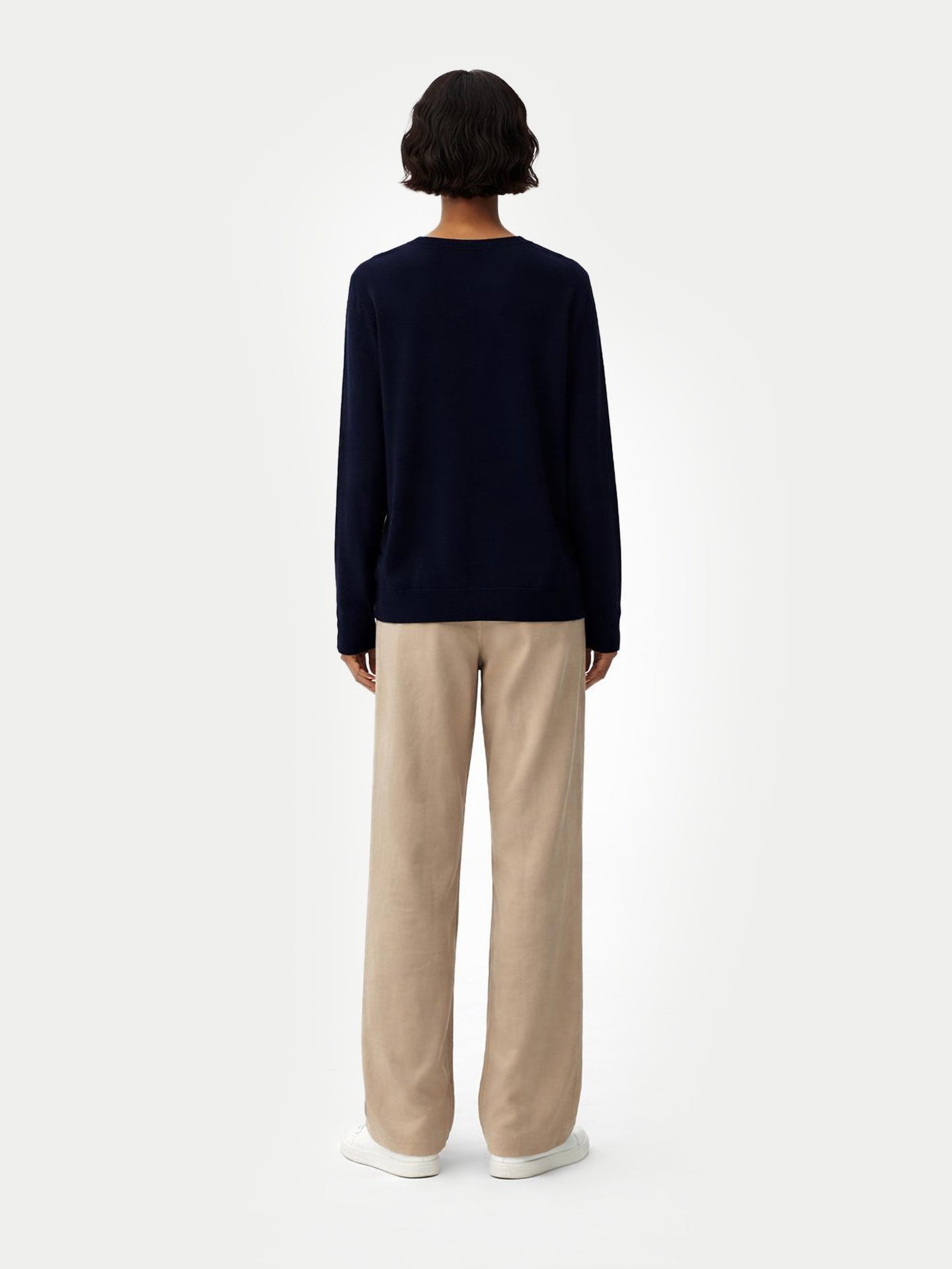 Essential Cashmere V-Neck Sweater Navy - Gobi Cashmere