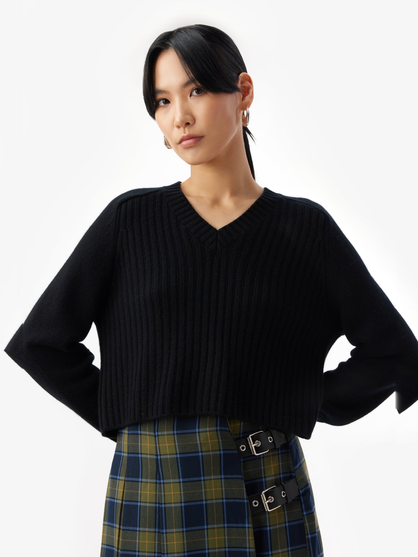 Women's Cashmere Rib Knitted V-Neck Sweater Black - Gobi Cashmere