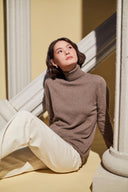 Organic Color Essential Cashmere Turtleneck Sweater Taupe - Gobi Cashmere #color_taupe