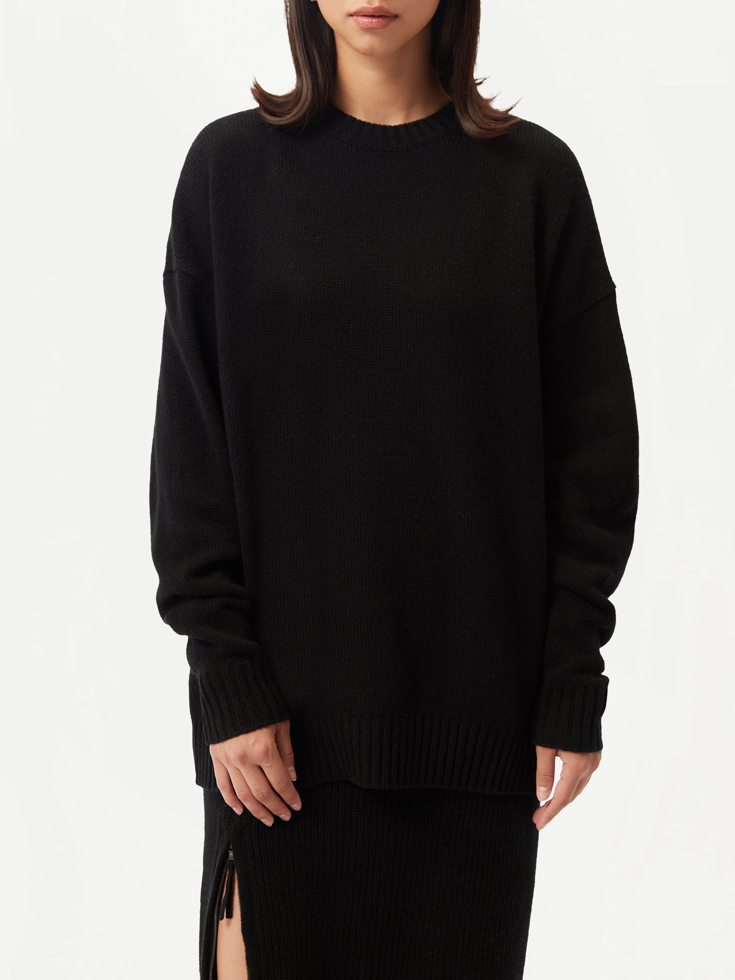 Women's Relaxed-Fit Cashmere Sweater Black - Gobi Cashmere