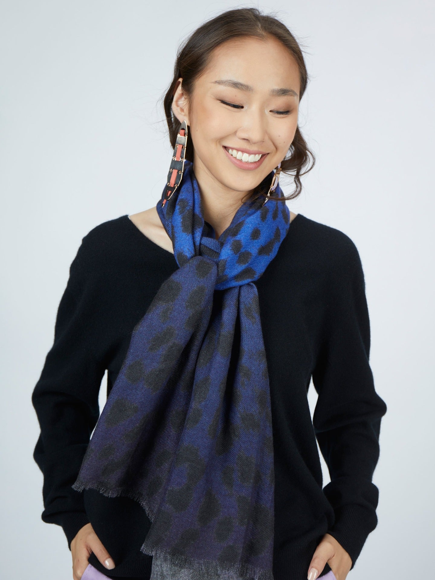 Women's Cashmere Printed Shawl Blueprint - Gobi Cashmere