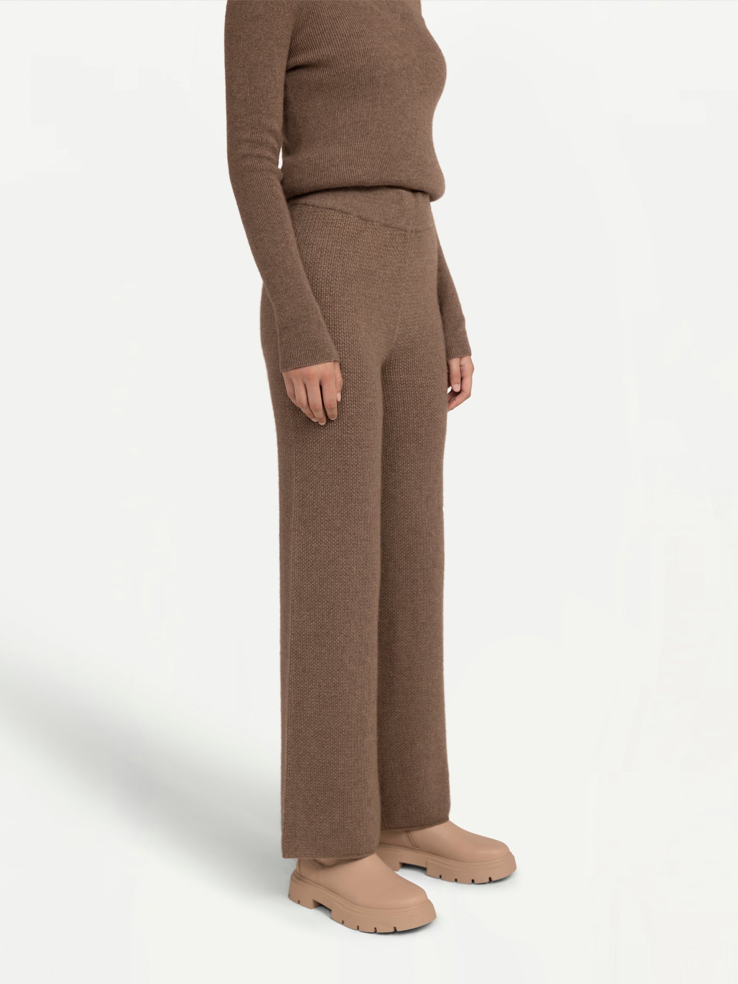 Women's Cashmere Rib-Knit Flare Pants Taupe - Gobi Cashmere
