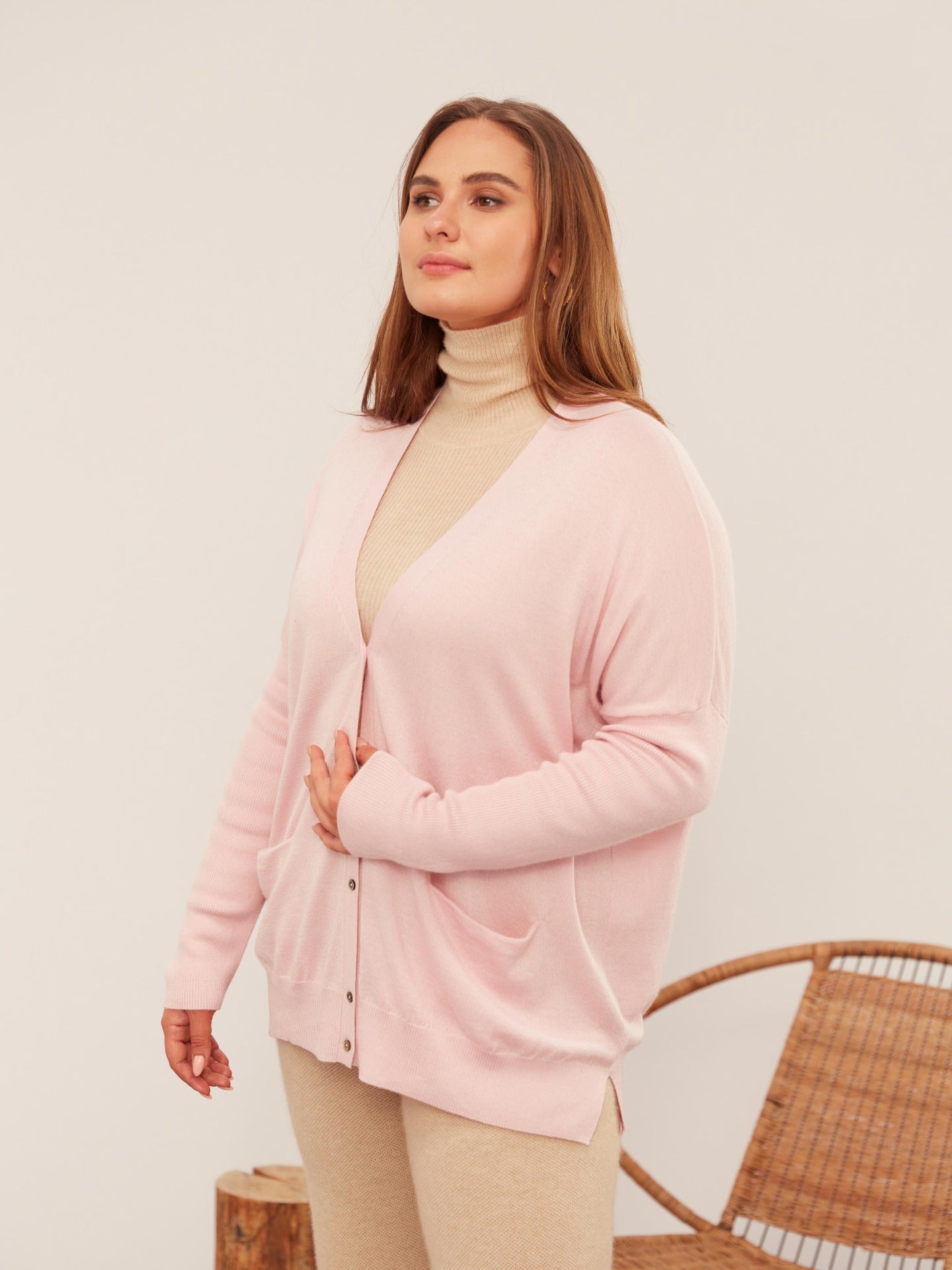 Women's Silk Cashmere Relaxed Fit Cardigan Powder Pink - Gobi Cashmere