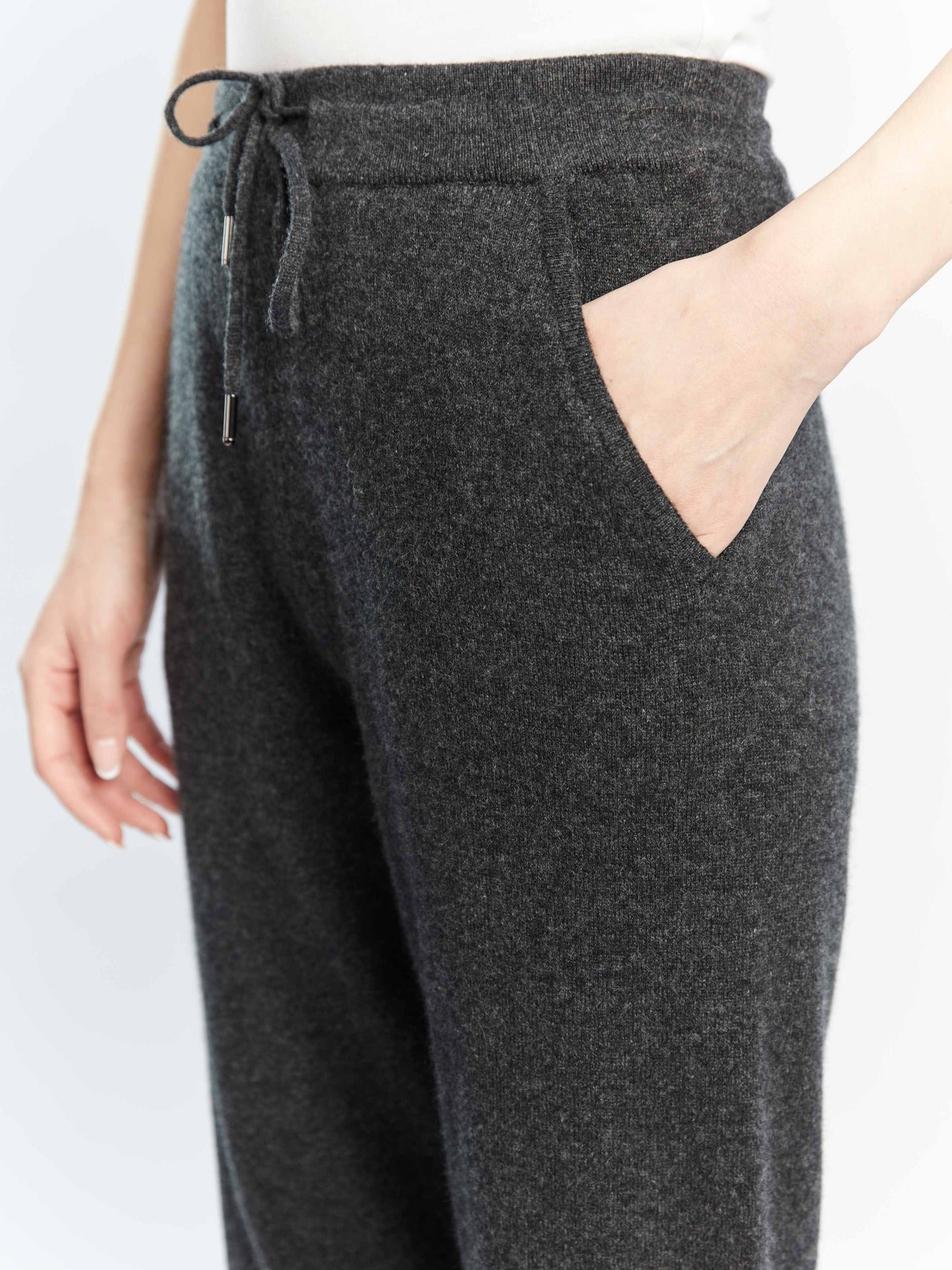 Women's Cashmere Cuffed Jogger Charcoal - Gobi Cashmere