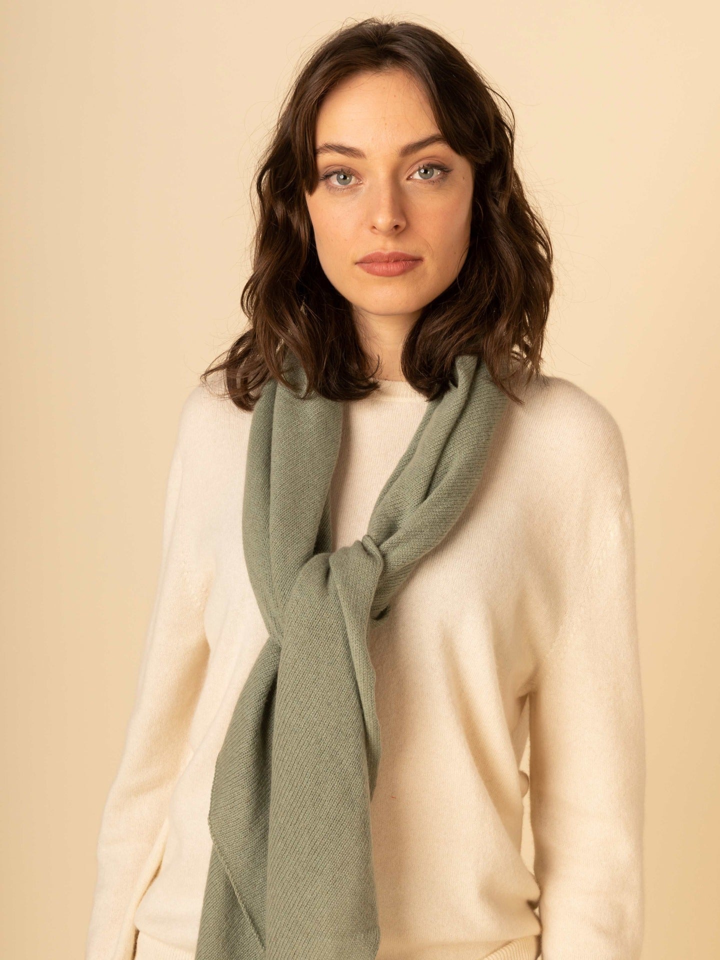 Women's Cashmere Knit Triangle Scarf Loden Frost - Gobi Cashmere