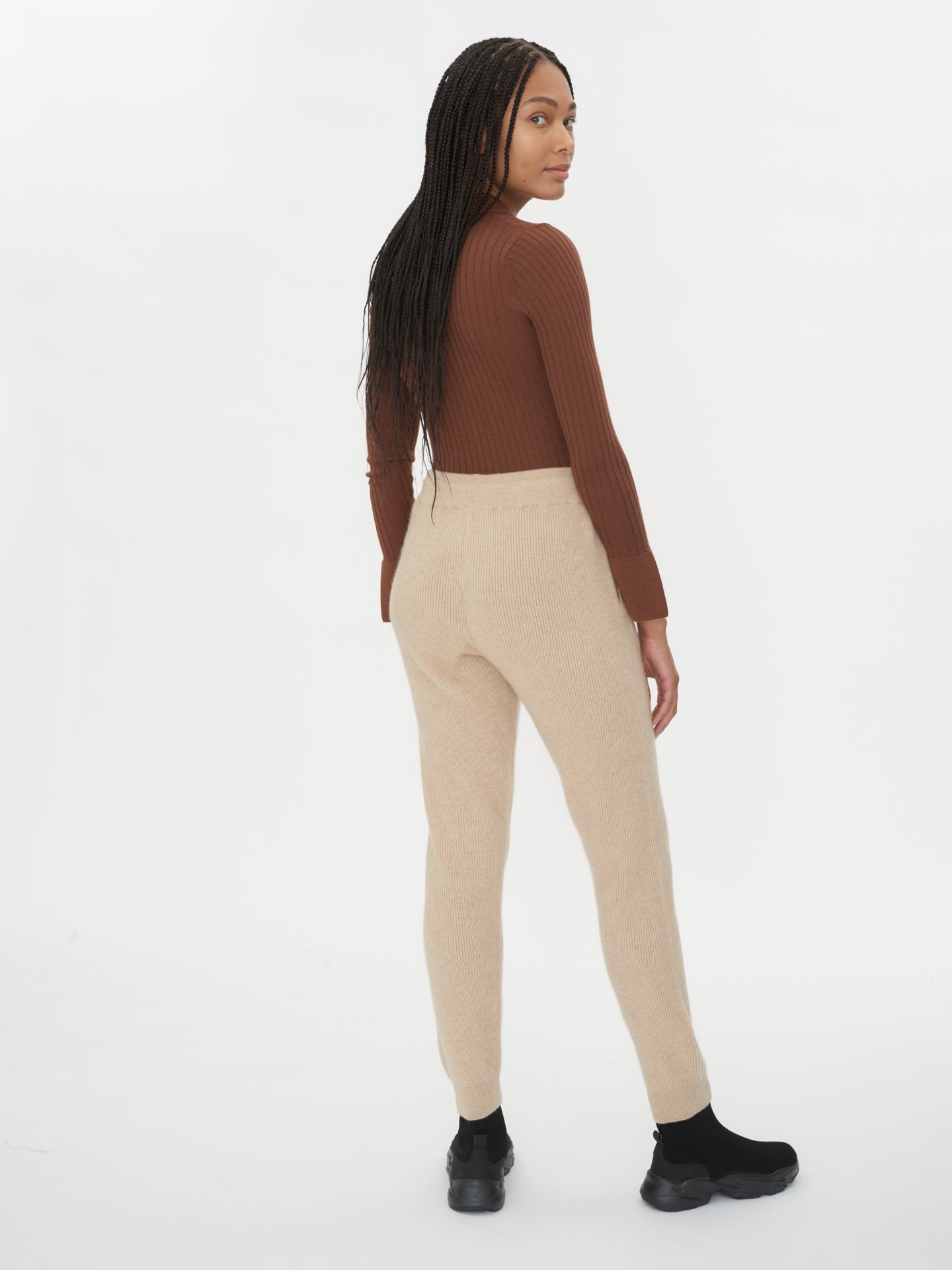 Women's Cashmere Organic Color Cashmere Joggers Beige - Gobi Cashmere