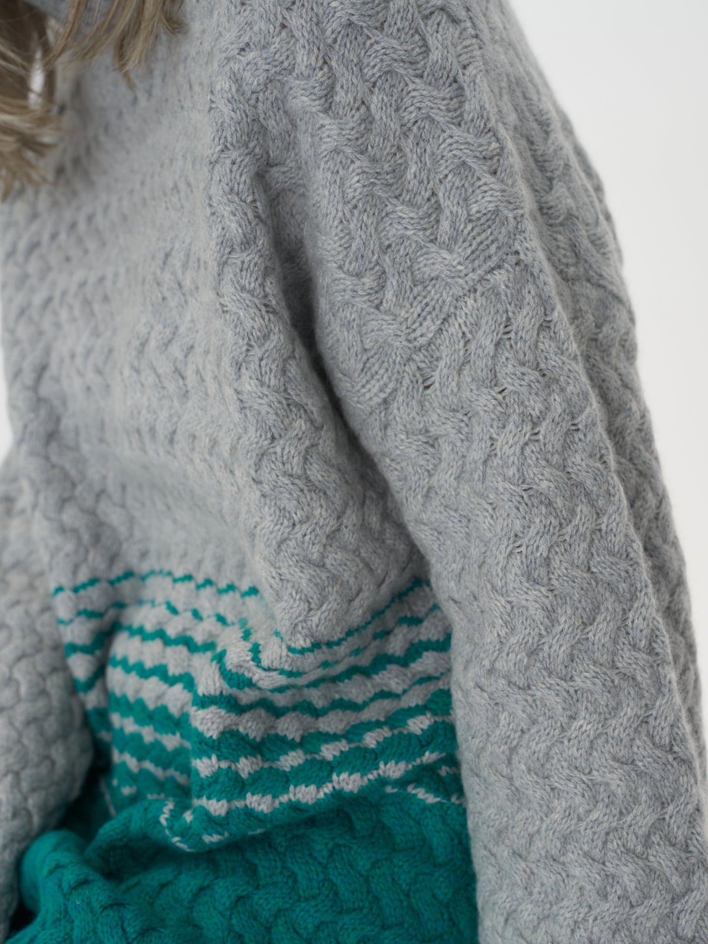 Women's Cashmere Ombre Effect Turtle Neck Vapor Blue - Gobi Cashmere