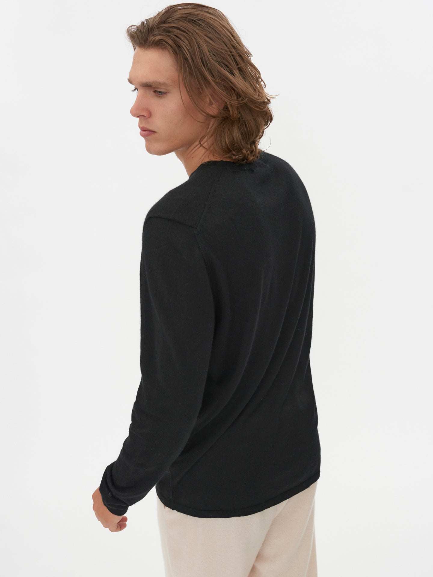 Men's Silk Cashmere Crew Neck Black - Gobi Cashmere